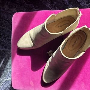 Maurices Cream Ankle Boots Barely Worn